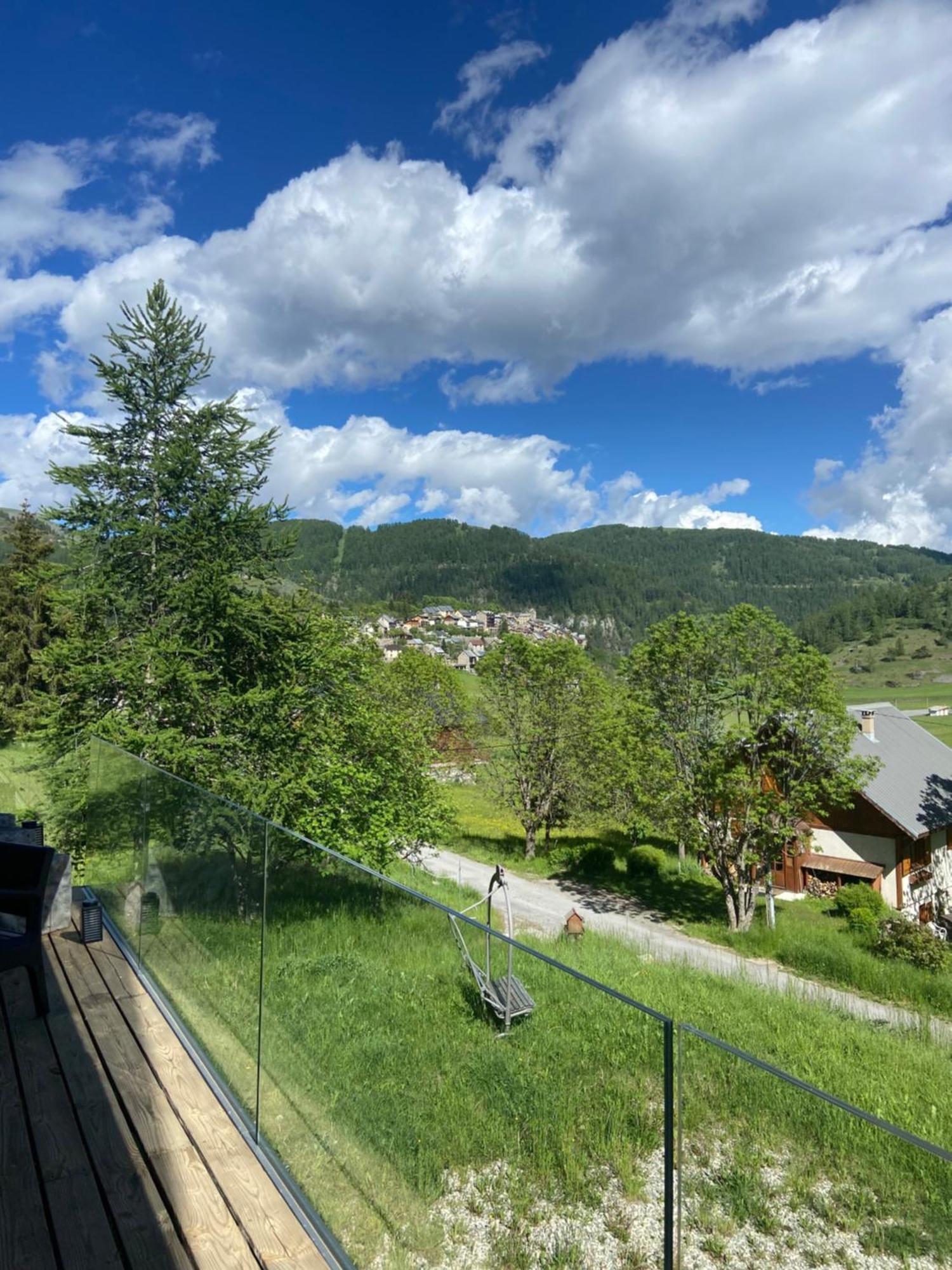 Luane Pres De Valberg Chalet *